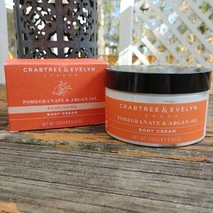 Crabtree & Evelyn Pomegranate and Argon Oil Body C